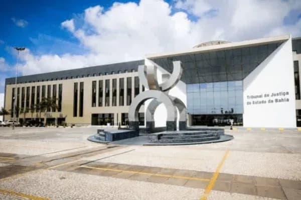 A gente está no meio dessa tempestade': ataque hacker desvia R$ 43 milhões e deixa clientes e advogados à espera de depósitos judiciais na Bahia